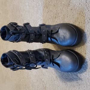Women's size 9 Combat Boots